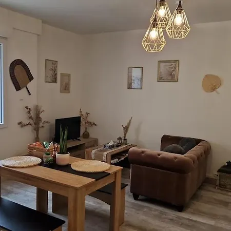Charmante Petite Maison Proche De La Gare Vakantiehuis Terrasson