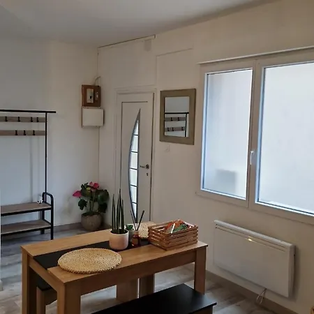 Vakantiehuis Charmante Petite Maison Proche De La Gare *